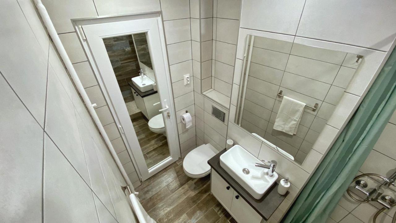 Highland Home - Cozy Apartments Near City Center Oradea Dış mekan fotoğraf